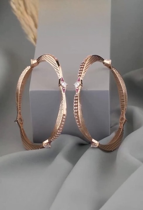 Rose Gold Plated And Diamond Studded Fancy Square-Round Bangle Set