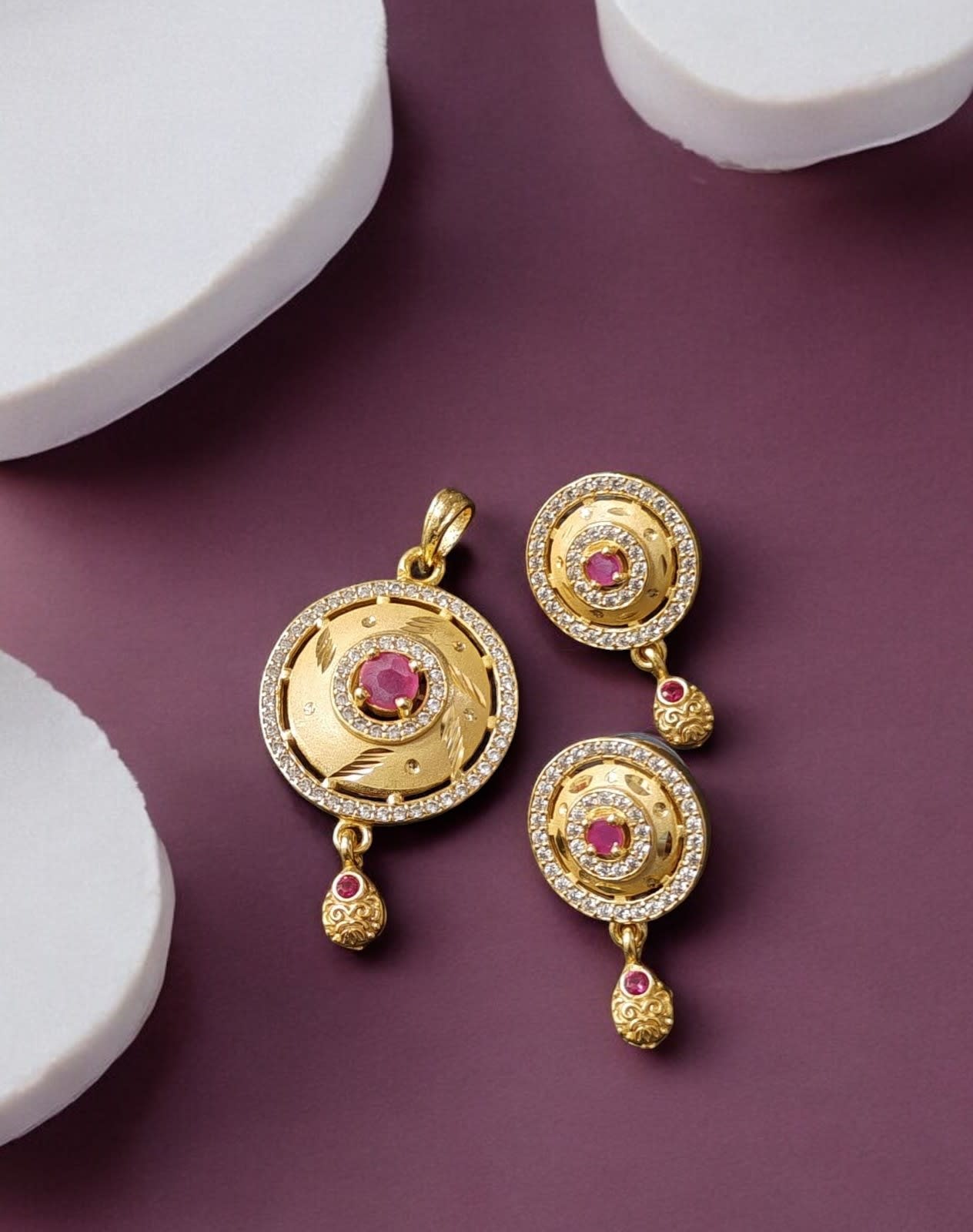 High Gold Plated Stunning American Diamond And Pink Diamond Studded Forming Designer Beautiful Round Pendant Set