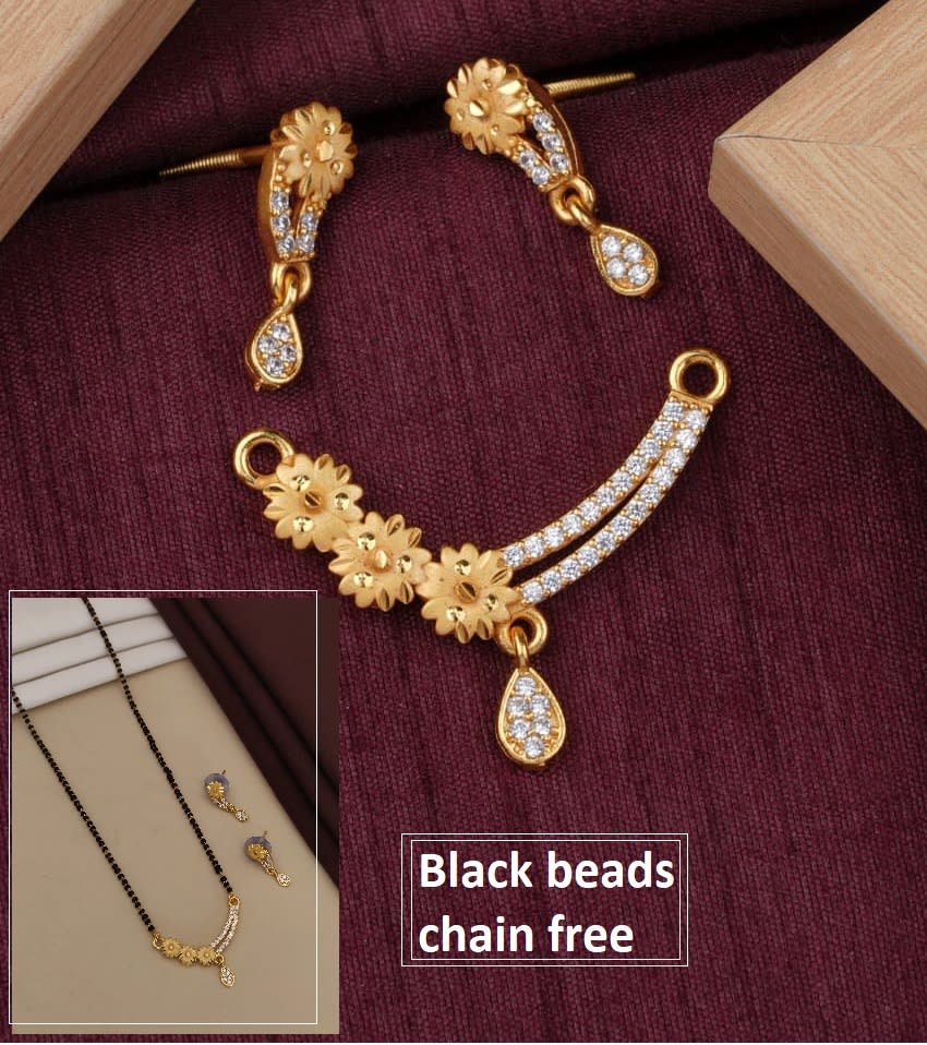 Elegant Floral Design Micro Gold Plated And Pendant Set
