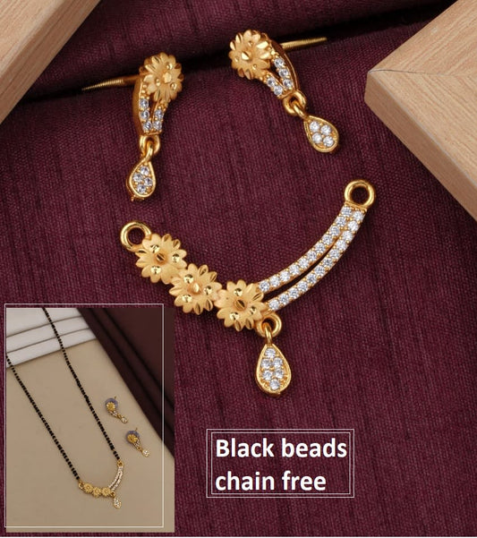 Elegant Floral Design Micro Gold Plated And Pendant Set