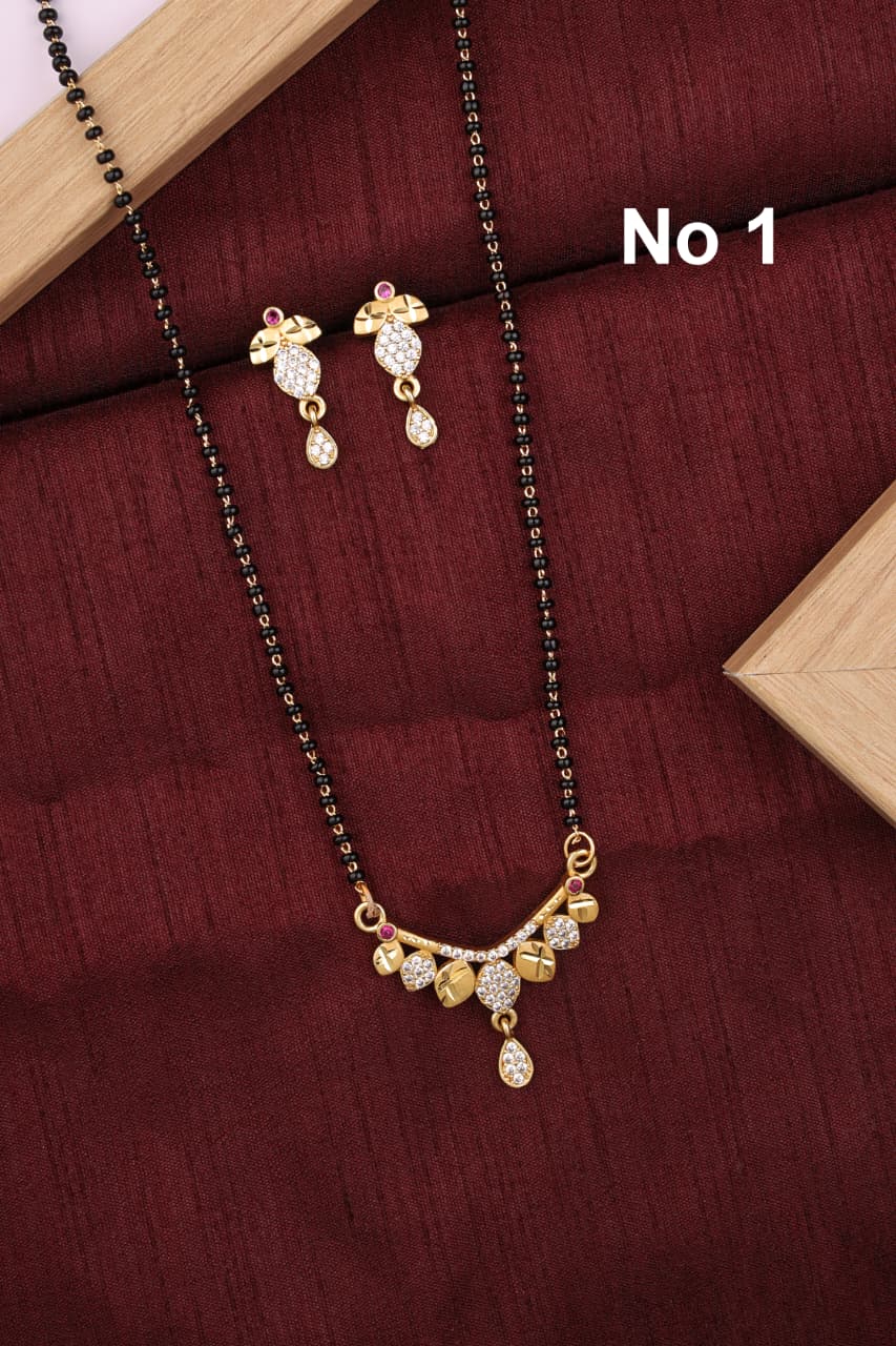 Forming And Diamond High Gold Plated Leaf Mangalsutra