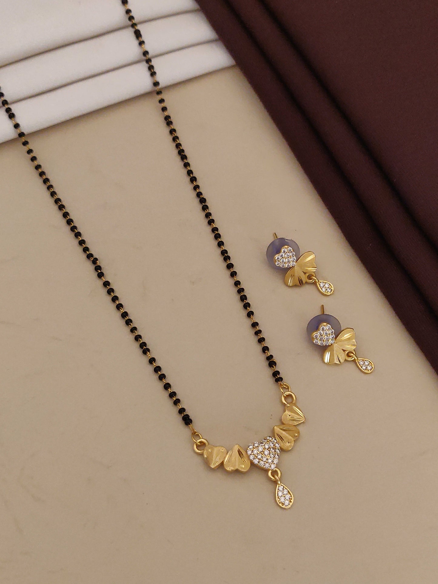Forming And Diamond High Gold Plated Heart Mangalsutra