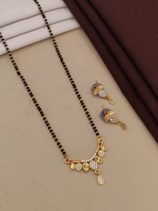Forming And Diamond High Gold Plated Leaf Mangalsutra