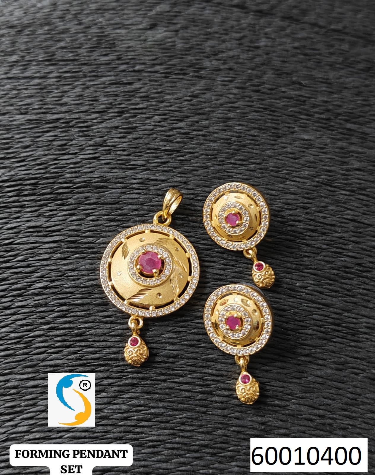 High Gold Plated Stunning American Diamond And Pink Diamond Studded Forming Designer Beautiful Round Pendant Set