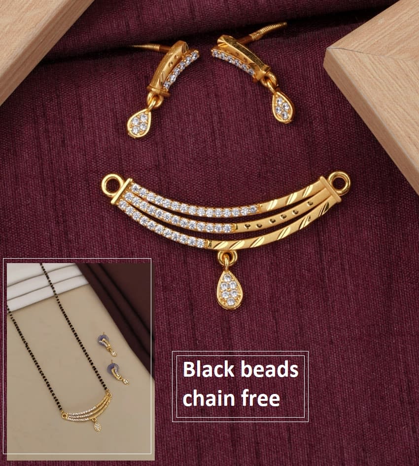 Elegant Floral Design Micro Gold Plated And Pendant Set