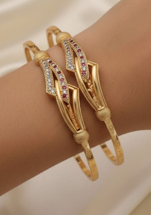 High Gold Plated And Diamond Studded Meena Work Fancy Adjustable Kadli