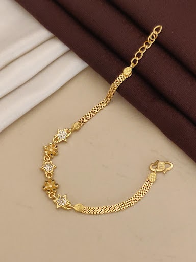 Micro Gold Plated And Diamond Studded Fancy Flower Bracelet